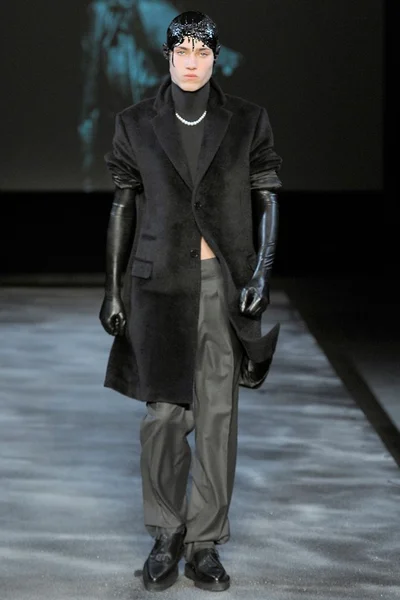 Look 2